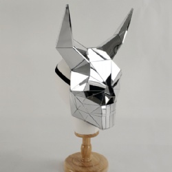 Silver mirror horn mask